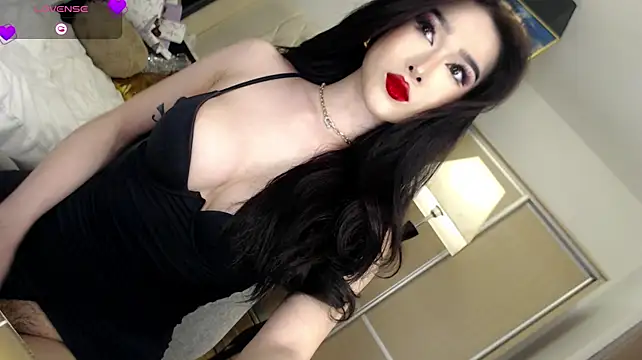KeenMazikeen69 Webcam Show