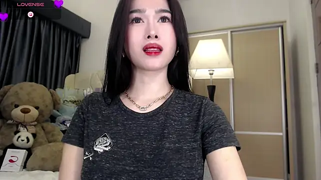 KeenMazikeen69 Show in webcam