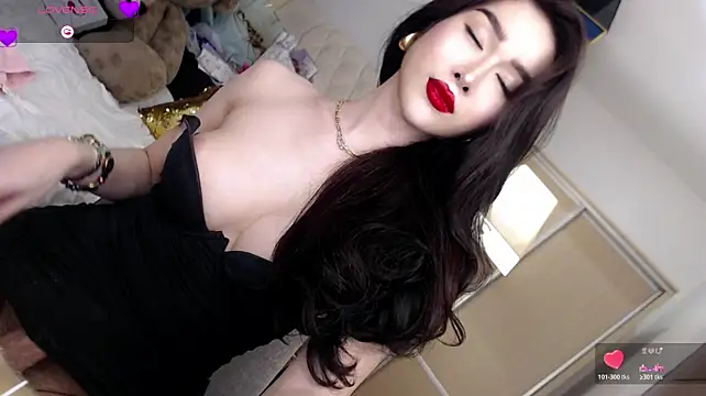 KeenMazikeen69 在線直播表演