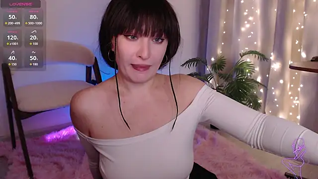 Show modela Zeeeme na web-kameri