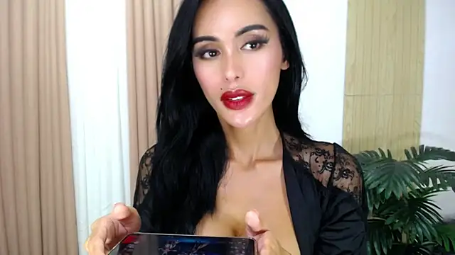 HeavenlyStarlight webcam show