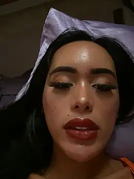 HeavenlyStarlight's Webcam Show