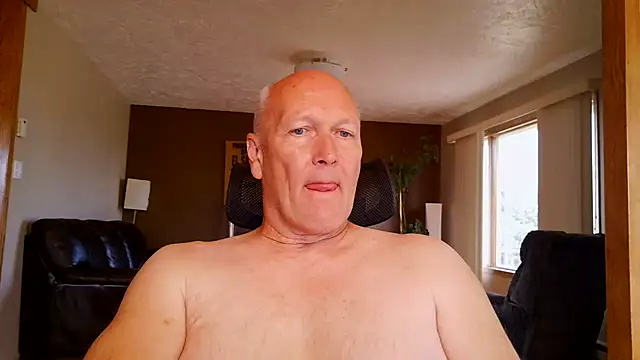Show modela BasicAnt na web-kameri
