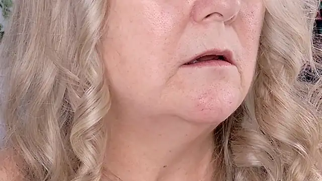 Kaitlyn_Winters' Webcam Show