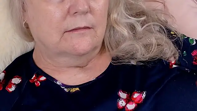 Chat XXX ao vivo de Kaitlyn_Winters