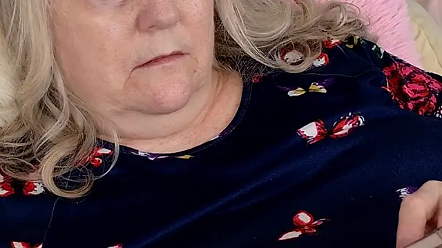 Show de webcam de Kaitlyn_Rose