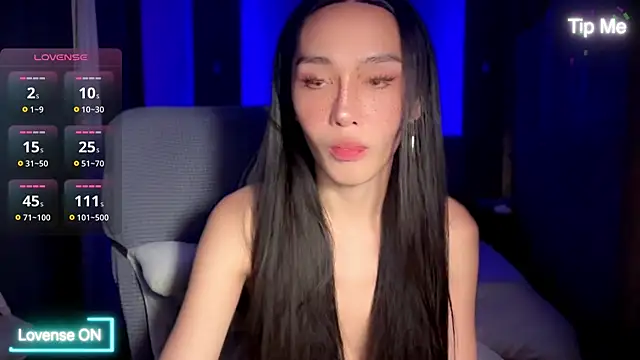 UrdreamTSgirl Adlı Modelin Web Kamerası Şovu