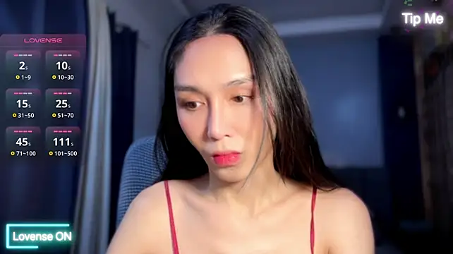 UrdreamTSgirl Adlı Modelin Web Kamerası Şovu