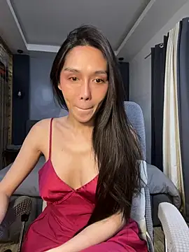 UrdreamTSgirl Шоу с уебкамера