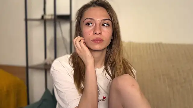 LovelyKatea Live XXX-chat
