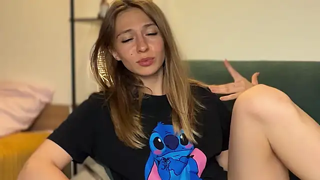 LovelyKatea 现场XXX聊天