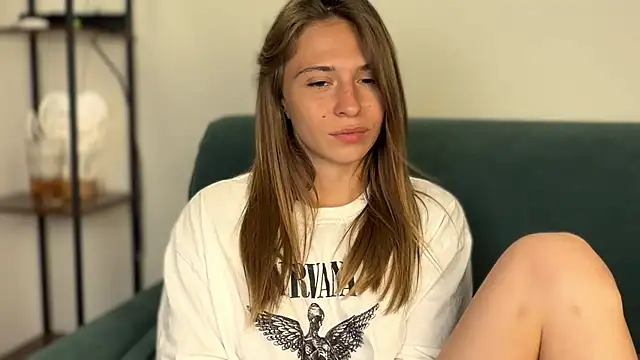 LovelyKatea's Live XXX Chat