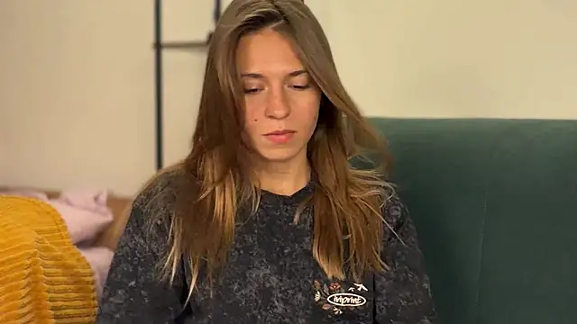LovelyKatea чат на живо