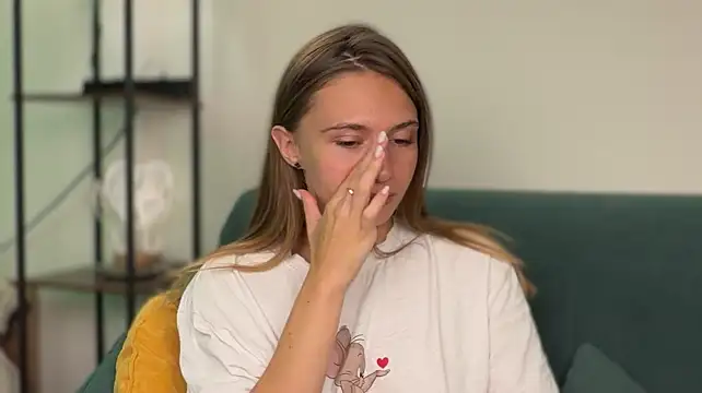 LovelyKatea's Live XXX Chat