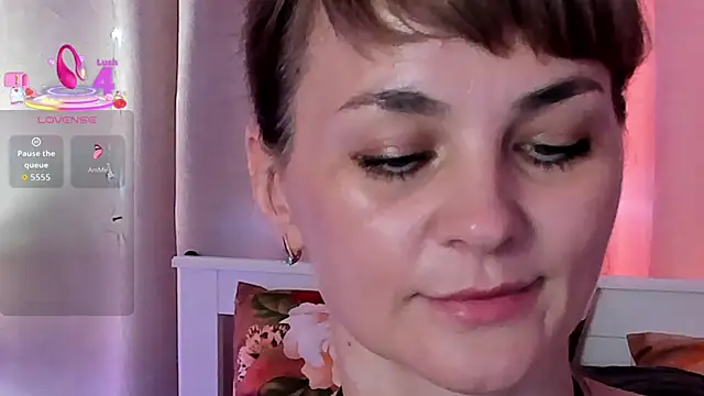 annasimonsj Adlı Modelin Canlı XXX Sohbeti