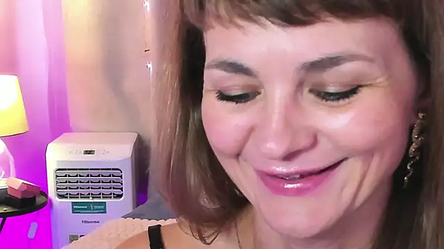 annasimonsj's Live XXX Chat