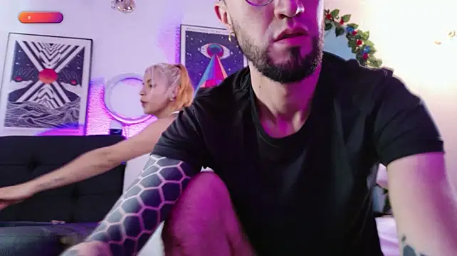 Thethroattheory Adlı Modelin Web Kamerası Şovu