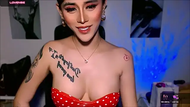 Show de AngelicKatEscape na webcam