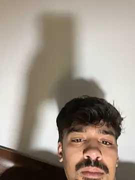 Hermanooooooo Adlı Modelin Web Kamerası Şovu