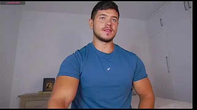 Arilas_ Show Webcam