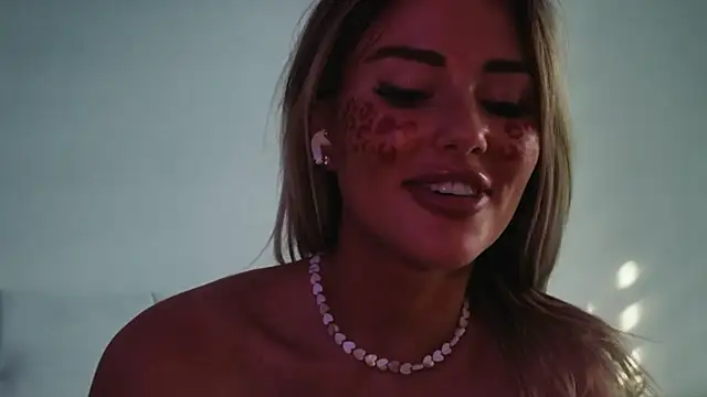 Вебкам-шоу betty_xoxo