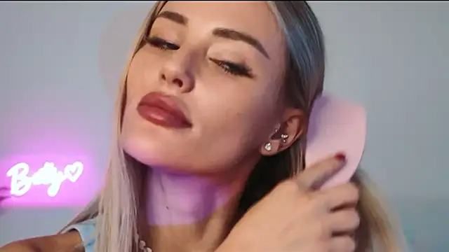 betty_xoxo – webcam-show