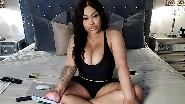 Chat +18 de LaceyDuValle13 ao vivo