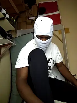 BlackCoffe2's Webcam Show