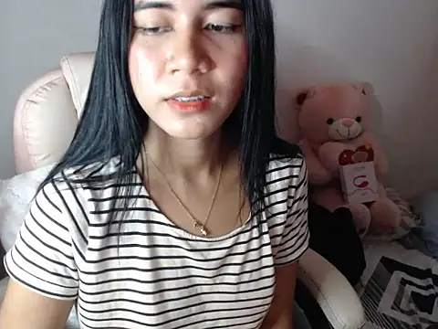 TransPetite1's Webcam Show