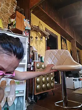 Luna-77 Webcam show