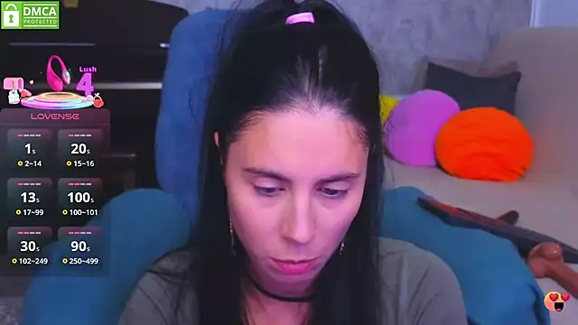 Kitty4_Reed Show in webcam