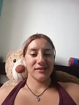 LuisaLean লাইভ XXX চ্যাট