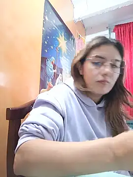دردشة LuisaLean الجنسية المباشرة