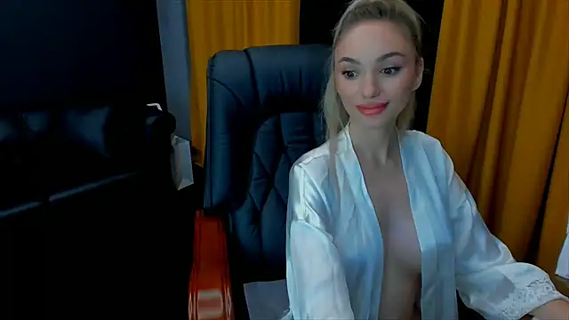 Chat XXX en directo de HaleySweet18