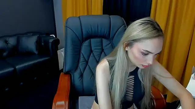 Czat XXX na żywo – HaleySweet18