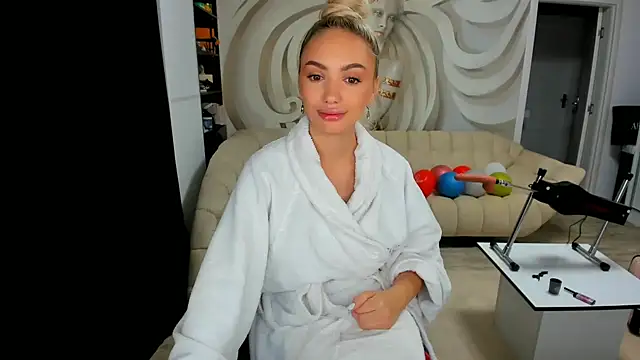 HaleySweet18n Webbikameraesitys