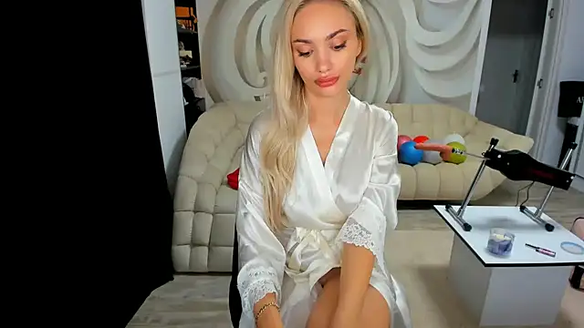 HaleySweet18's Webcam Show