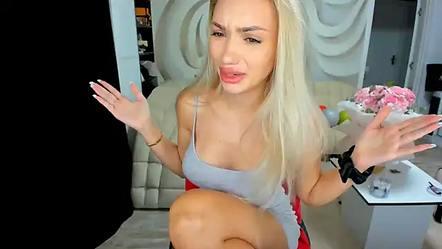 HaleySweet18's Webcam Show