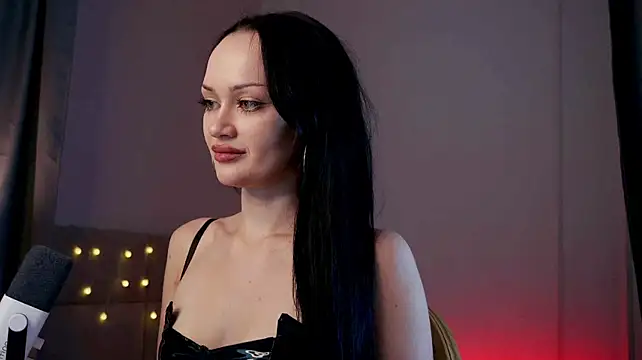 QueenAliss Chat XXX live
