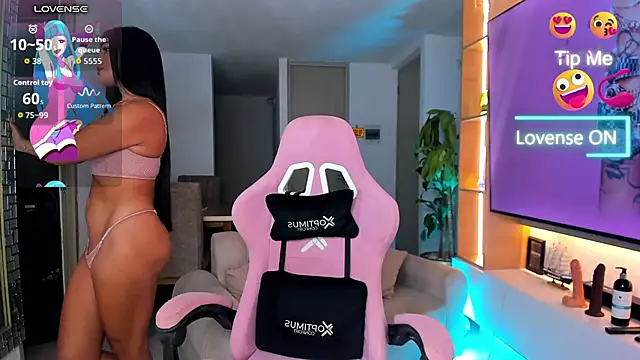 isabella1sexy's Webcam Show