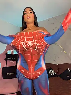 isabella1sexy Adlı Modelin Web Kamerası Şovu