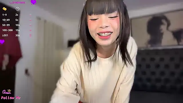 Pumi_akiko Show in webcam