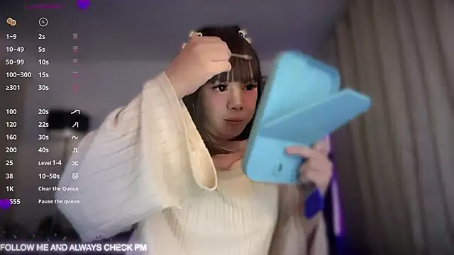 Pumi_akiko Pertunjukan Webcam