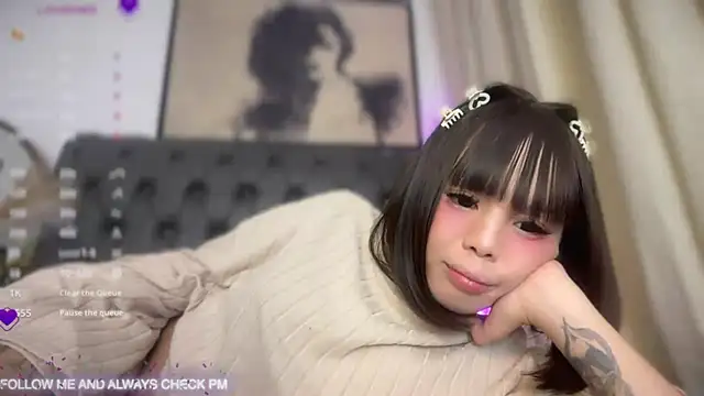 Pertunjukan Kamera Web Pumi_akiko