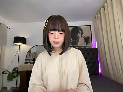 Pumi_akiko Pertunjukan Webcam