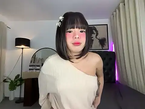 Pumi_akiko 在線直播表演