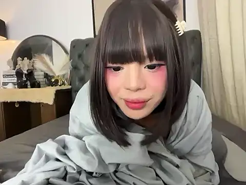 Pumi_akiko Pertunjukan Webcam
