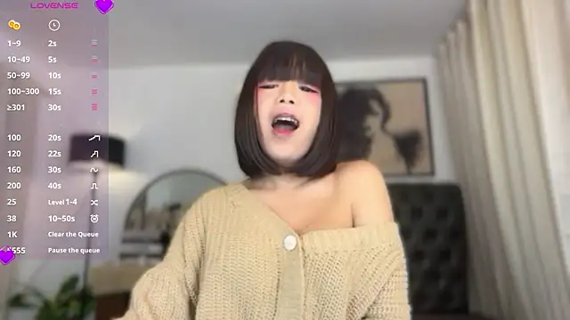 Pumi_akiko Show in webcam