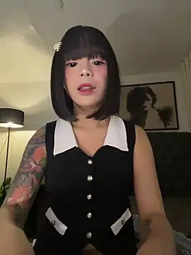 Show modela Pumi_akiko na web-kameri