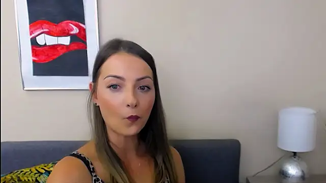 XXX chat uživo modela NatalieSexy